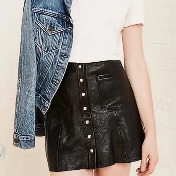 REFORMATION Genuine Leather Black Snap Button Skirt 4 Rock Punk Revolve Grunge - Picture 1 of 7